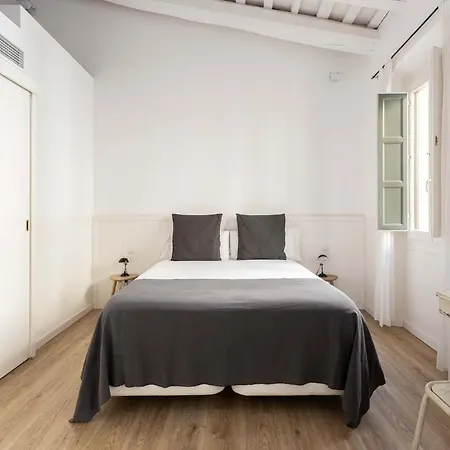 Intimate House - Heart Of Sarria Apartment Barcelona