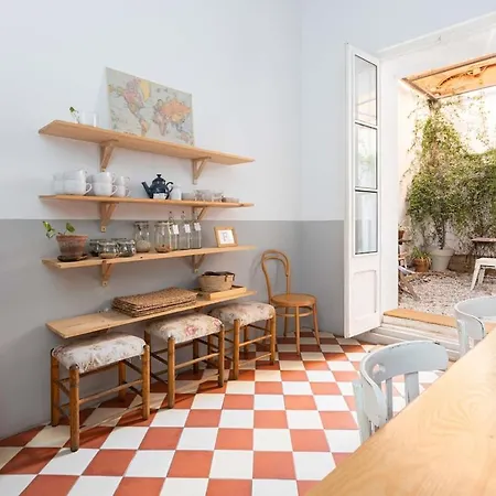 Intimate House - Heart Of Sarria *